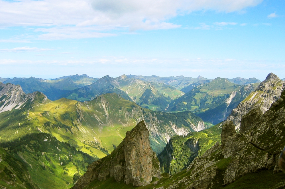 Expanse over the mountains